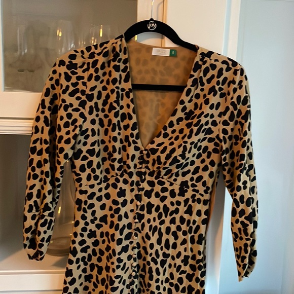 Perfect condition Rixo dress - Picture 3 of 3